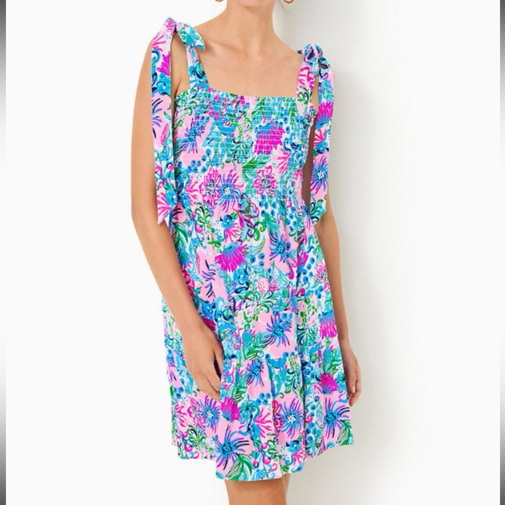 lilly pulitzer kailua smocked dress paradise petals NWT XS - Picture 1 of 6